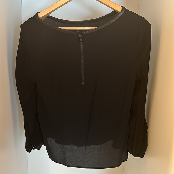 Alice + Olivia black sheer silk blouse with leather trim. - Picture 2 of 3